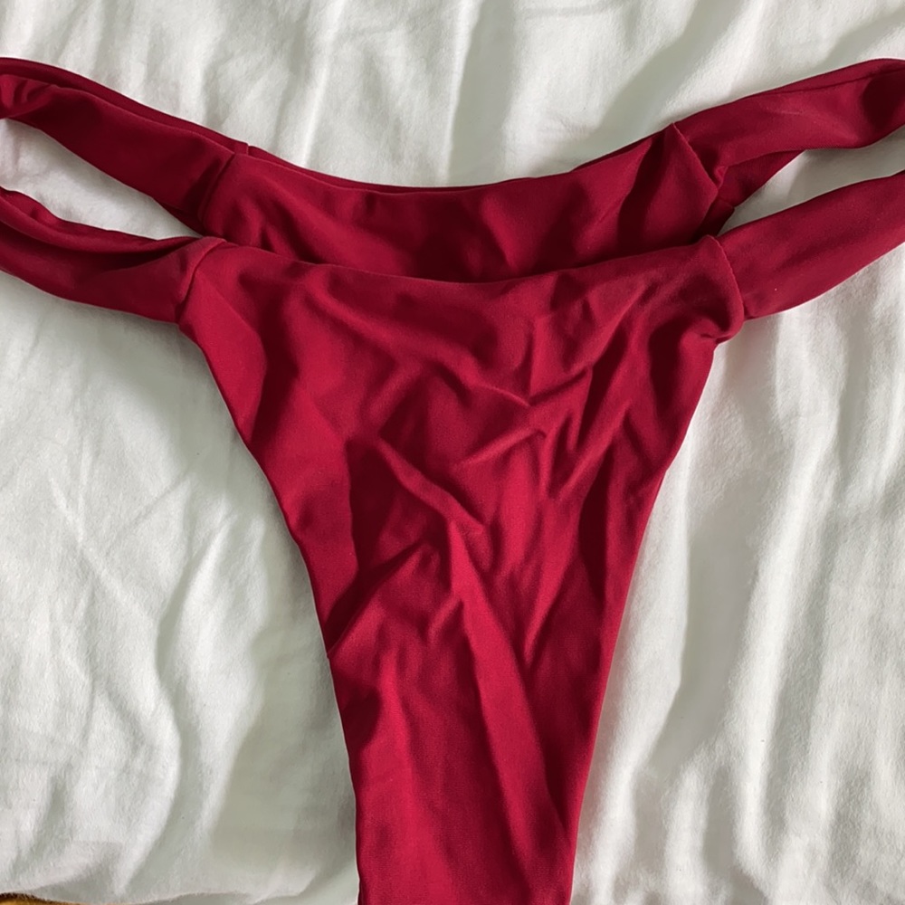 NWOT bikini set - Picture 4 of 6
